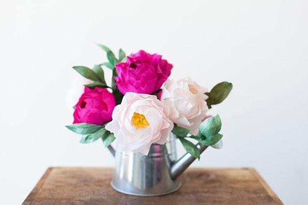 Изысканные цветы из гофрированной бумаги Изысканные цветы из гофрированной бумаги