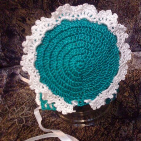 Схемы вязания крючком колпаков с описанием