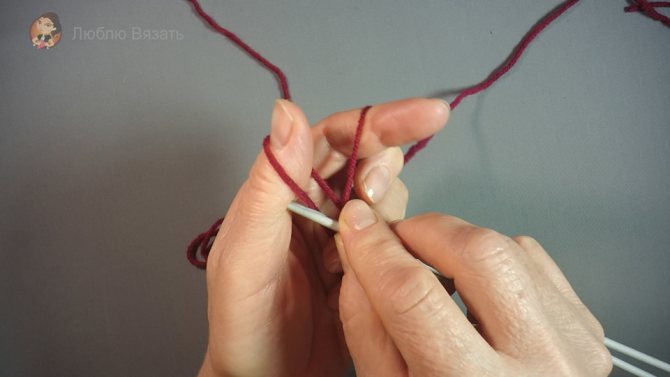 Носочки на двух спицах с описанием