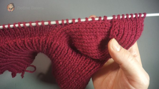 Носочки на двух спицах с описанием