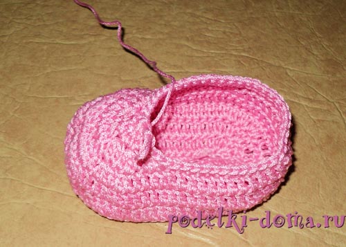 Схемы вязания крючком колпаков с описанием