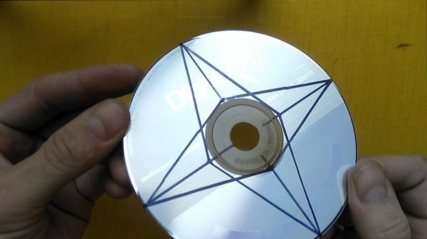 Как сделать сюрикен из бумаги своими руками - поэтапная инструкция Как сделать сюрикен из бумаги своими руками - поэтапная инструкция