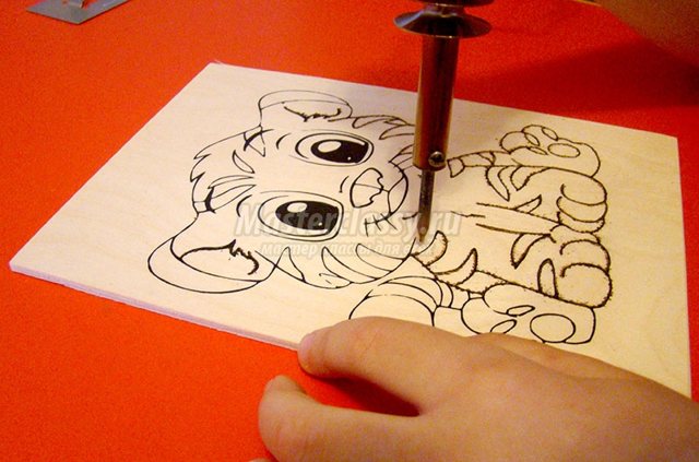 Выжигание по дереву: мастер класс и видео уроки для начинающих