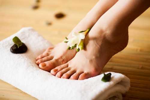 10 способов избавиться от запаха ног