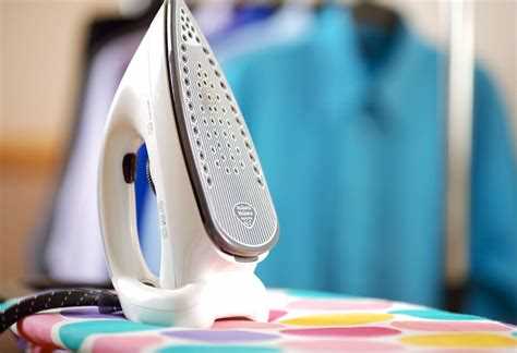 Как быстро и эффективно очистить утюг от налета дома: проверенные способы Как быстро и эффективно очистить утюг от налета дома: проверенные способы