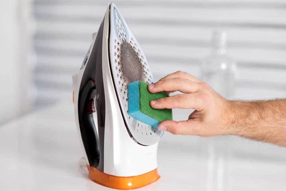 Как определить, что утюг нуждается в чистке