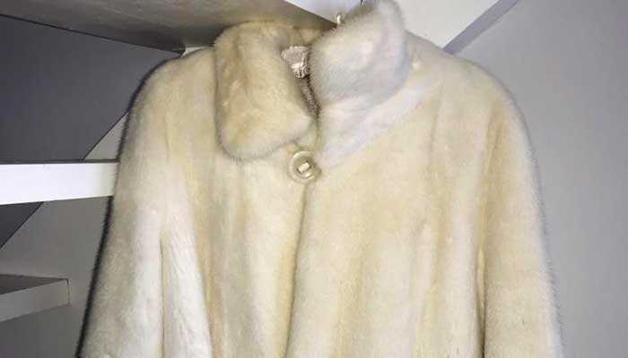 Удаление пятен и следов пота