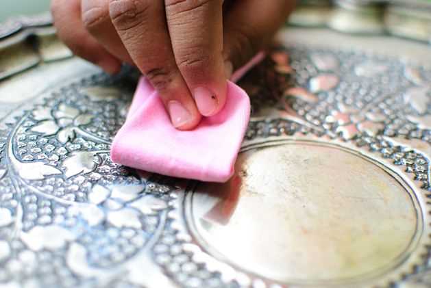 Почему нельзя мыть серебро в посудомоечной машине