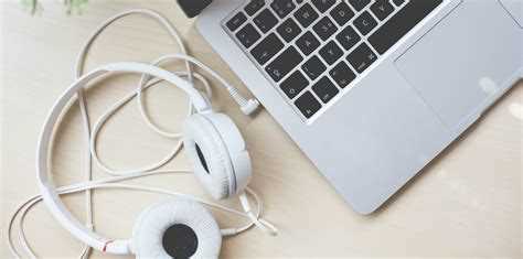 Как выбрать наушники с микрофоном?