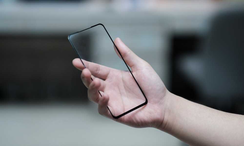 Наклеивание на iPhone