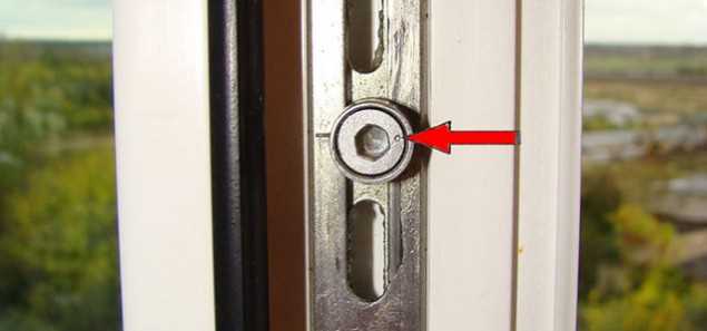 Как правильно отрегулировать пластиковые окна на зиму: советы от экспертов Как правильно отрегулировать пластиковые окна на зиму: советы от экспертов