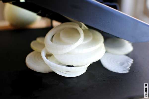 Как приготовить вкусные и хрустящие луковые кольца: рецепт с пошаговой инструкцией