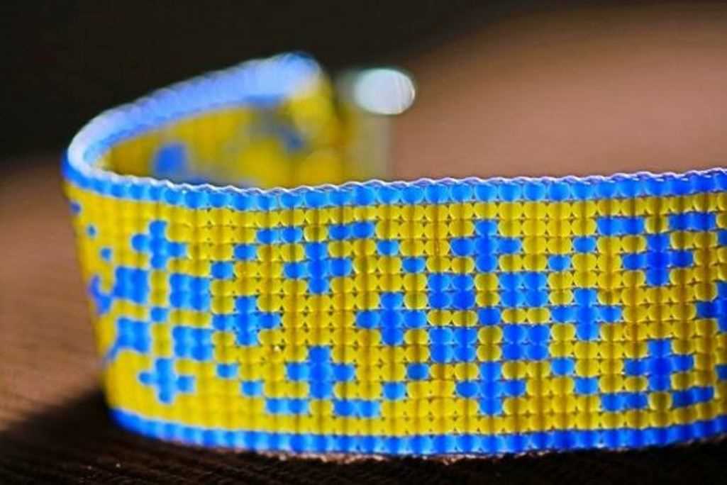 Как сделать фенечки из бисера: мастер-класс и идеи дизайна Как сделать фенечки из бисера: мастер-класс и идеи дизайна