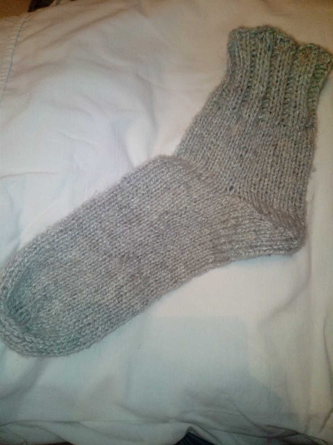 Как связать мужские носки спицами: шаг за шагом Как связать мужские носки спицами: шаг за шагом