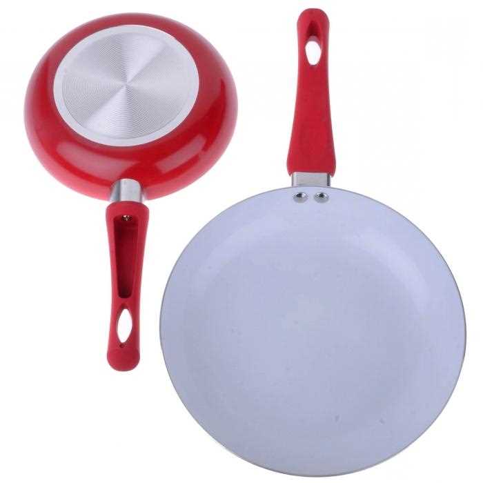 Керамическая сковорода: преимущества и недостатки керамического покрытия Керамическая сковорода: преимущества и недостатки керамического покрытия