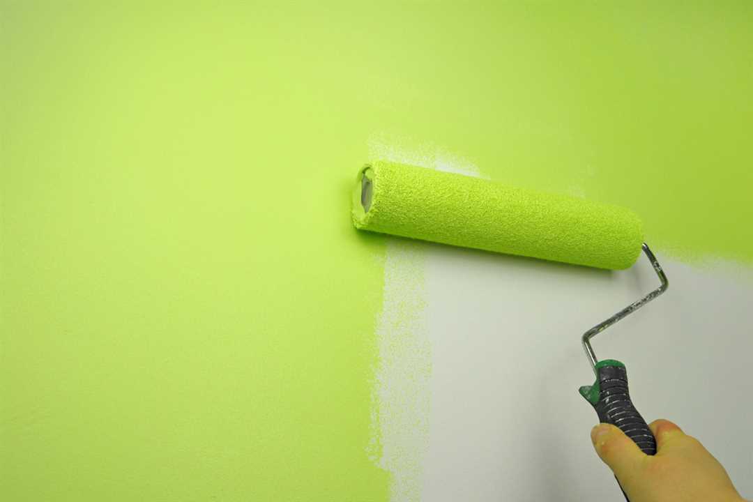 Краска для обоев под покраску: как выбрать и применить правильно