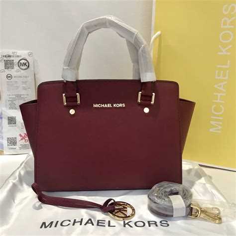 Сезонные распродажи и акции