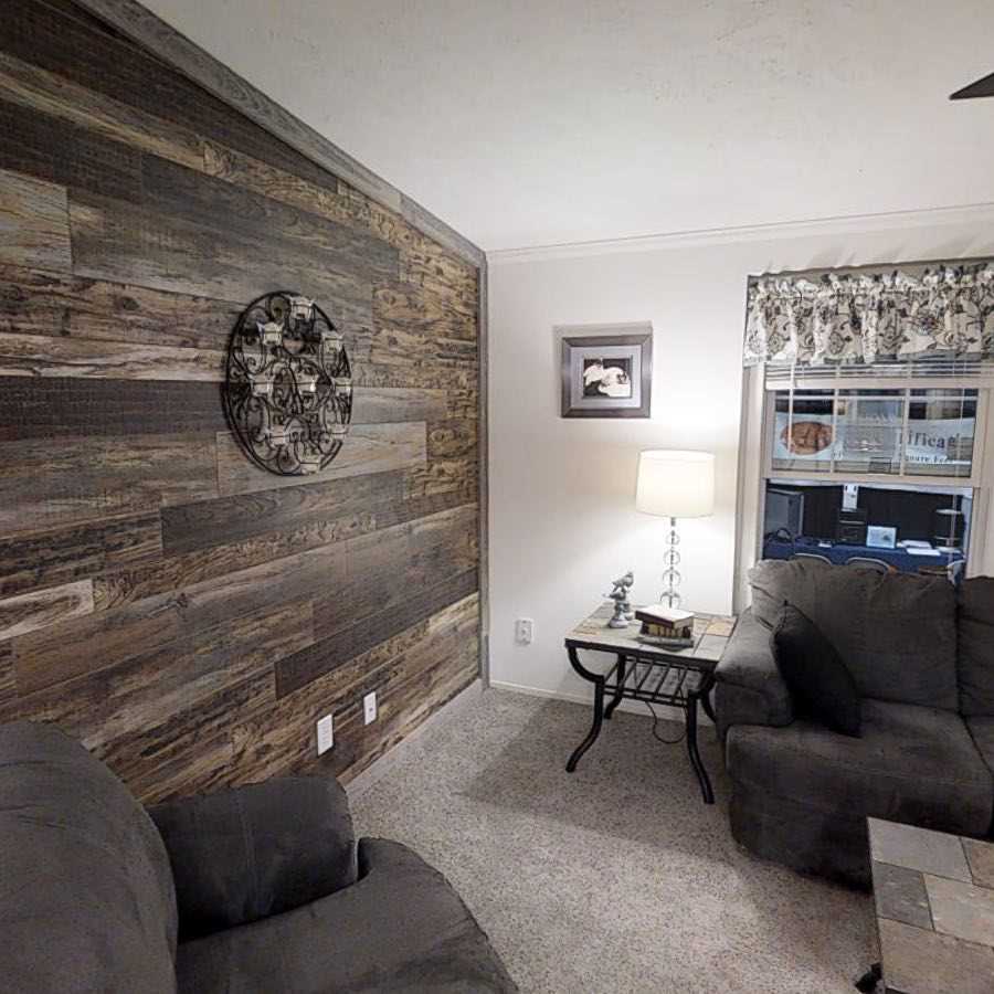 Как поддерживать чистоту и уход за ламинатом на стенах