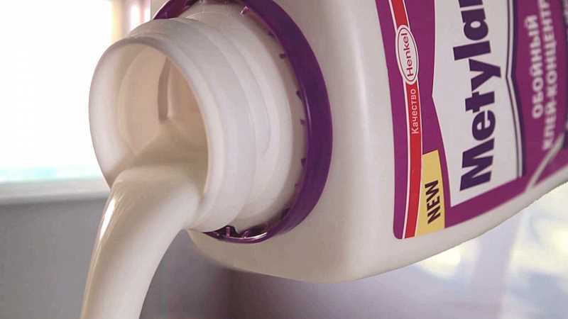 Подробный гид: как правильно клеить флизелиновые обои своими руками Подробный гид: как правильно клеить флизелиновые обои своими руками