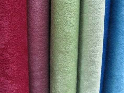 Полиэстер: что это за ткань и как правильно ухаживать за ней