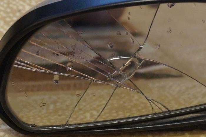 Услуги по ремонту и замене зеркал