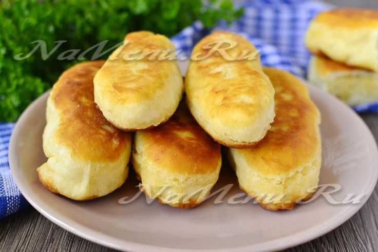 Тесто для пирожков на сковороде: быстро, вкусно, просто Тесто для пирожков на сковороде: быстро, вкусно, просто