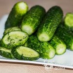Рецепт: Быстрые малосольные огурцы Рецепт: Быстрые малосольные огурцы