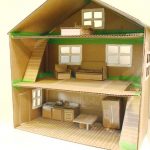 Как сделать домик для кукол своими руками из коробок: пошаговая инструкция Как сделать домик для кукол своими руками из коробок: пошаговая инструкция